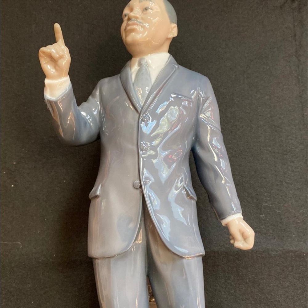 LLADRO " Dr. Martin Luther King Jr. "